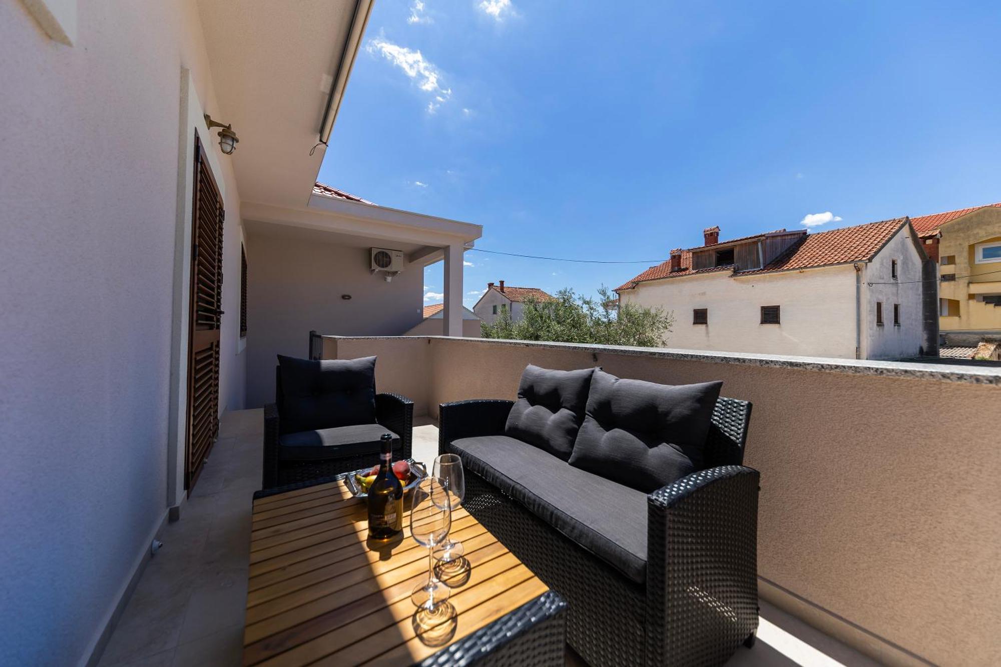 Find Your Haven In Morena Celeste Seaside Puntamika Apartments! Zadar Exterior photo
